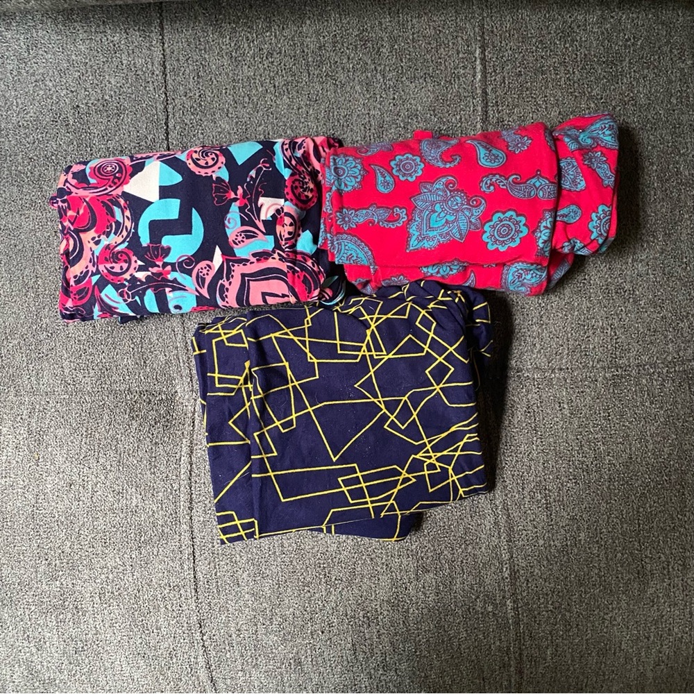 Set of 3 New LuLaRoe OS Leggings